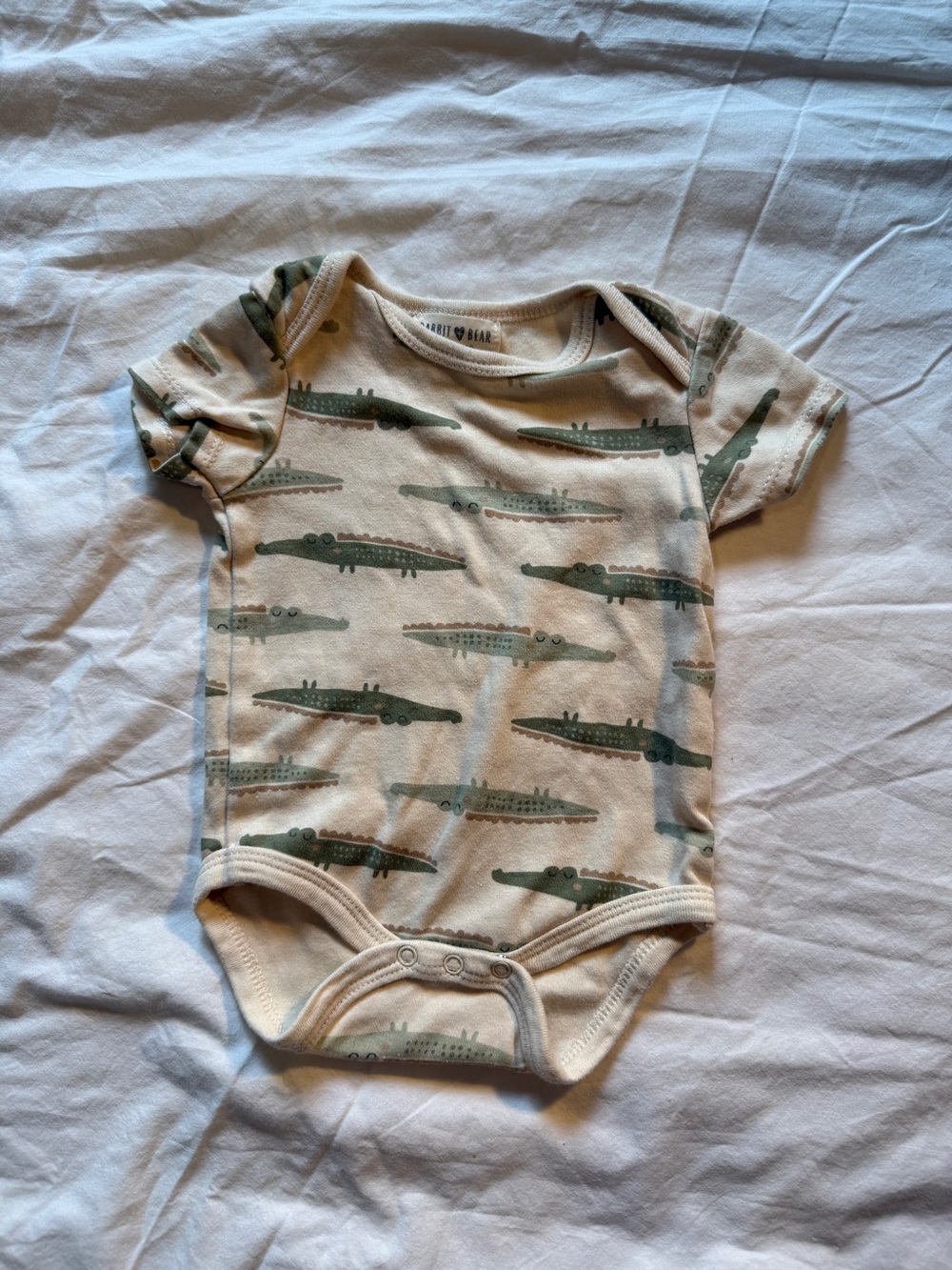 Organic cotton Neutral Crocodile Print Baby One-Piece Bodysuit - Green